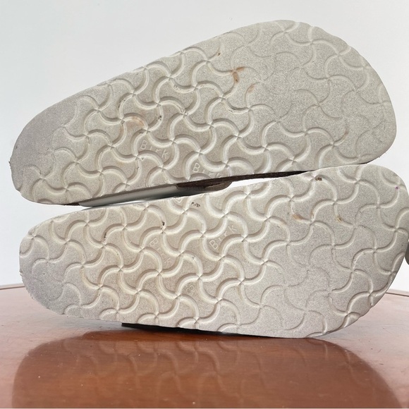 Birkenstock Gizeh Big Buckle White Leather Thong Sandals | EU 38 - Picture 9 of 9